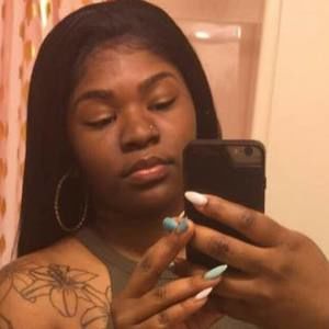 Meet your Posher, Mya